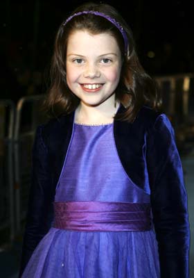 895_georgie_henley.jpg